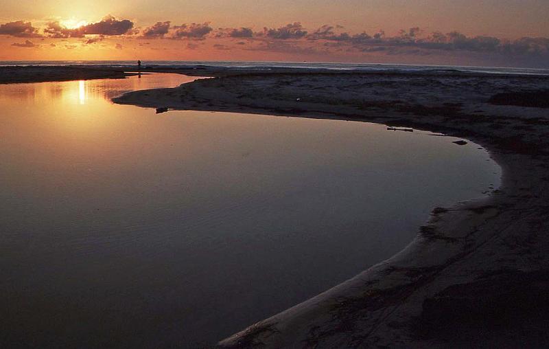 WT 0400 080-19 Australia.jpg